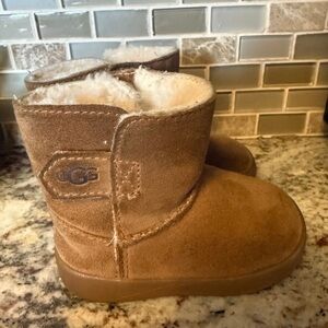 Toddler Uggs